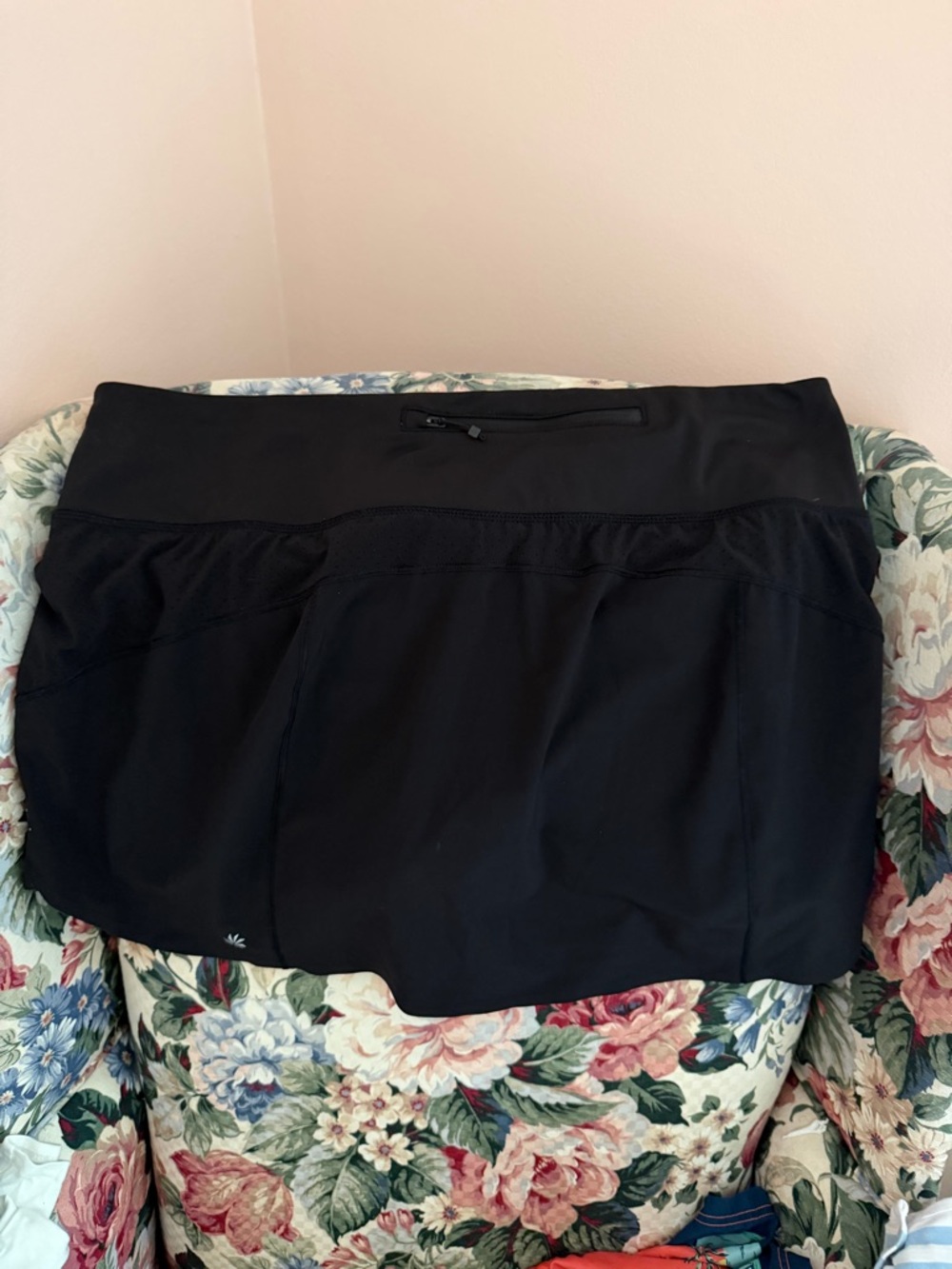 Athleta Run With It 14” Black Skort